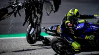 Celebrul pilot Valentino Rossi a scăpat miraculos de la moarte. Prima declarație după accidentul de pe pistă: „A fost înfricoşător”