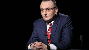 Primele sancțiuni în cazul profesorului din Piatra Neamț acuzat că a hărțuit o elevă! Ministrul Educației: Toleranță zero pentru astfel de comportamente