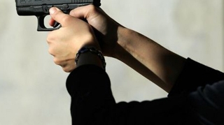 Fara cuvinte! Rafuiala cu focuri de arma in zona Garii de Nord! Un barbat a fost ranit