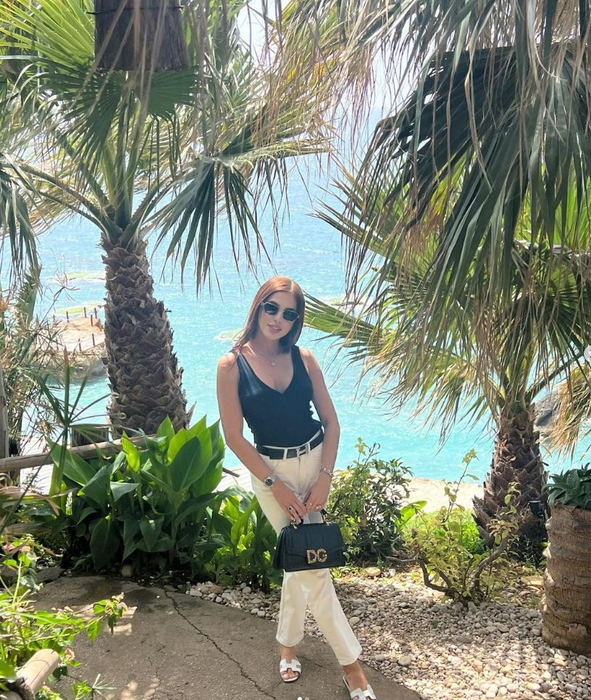 Adelina Nica este prietenă cu fosta asistentă a lui Capatos (Foto: Instagram)