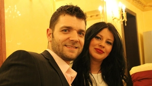 Un cantaret celebru de la noi s-a insurat in secret! Vezi aici imagini cu mirii!