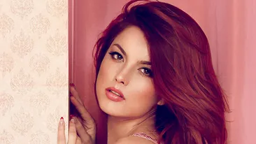 Si-a rezolvat problemele cu tenul si acum iese din casa complet nemachiata! Vezi cum arata Elena Gheorghe fara artificii cosmetic