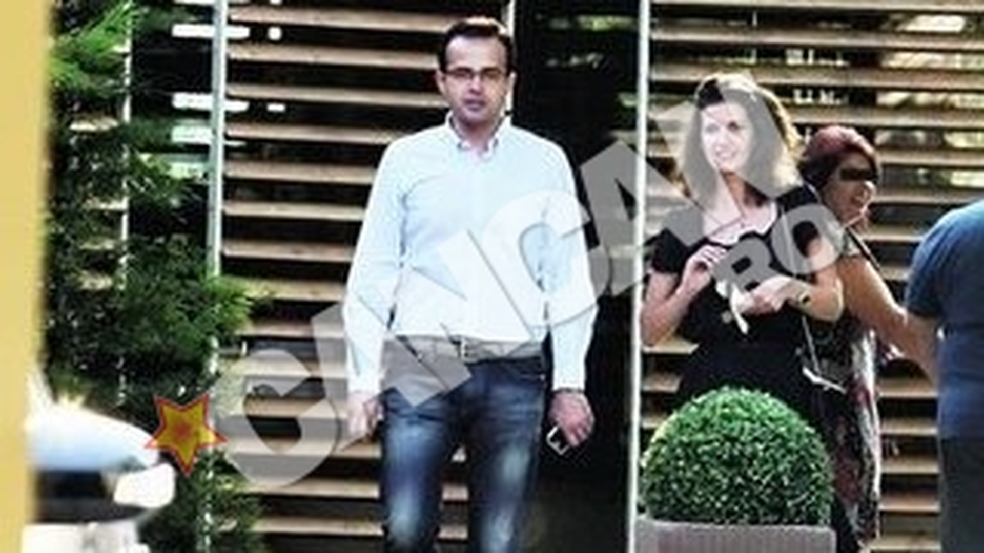 Gadea recidiveaza - a iesit din nou in oras cu una dintre frumoasele lumii. Pranz prelungit cu manechinul Diana Dondoe