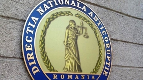 Directoare ANAF, reţinută! Mită de un milion de euro! 