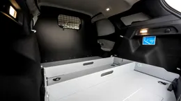 Vrei un SUV care să fie și dubiță? Un producător auto îți oferă soluția!