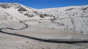 Imagini spectaculoase pe Transalpina, după prima ninsoare