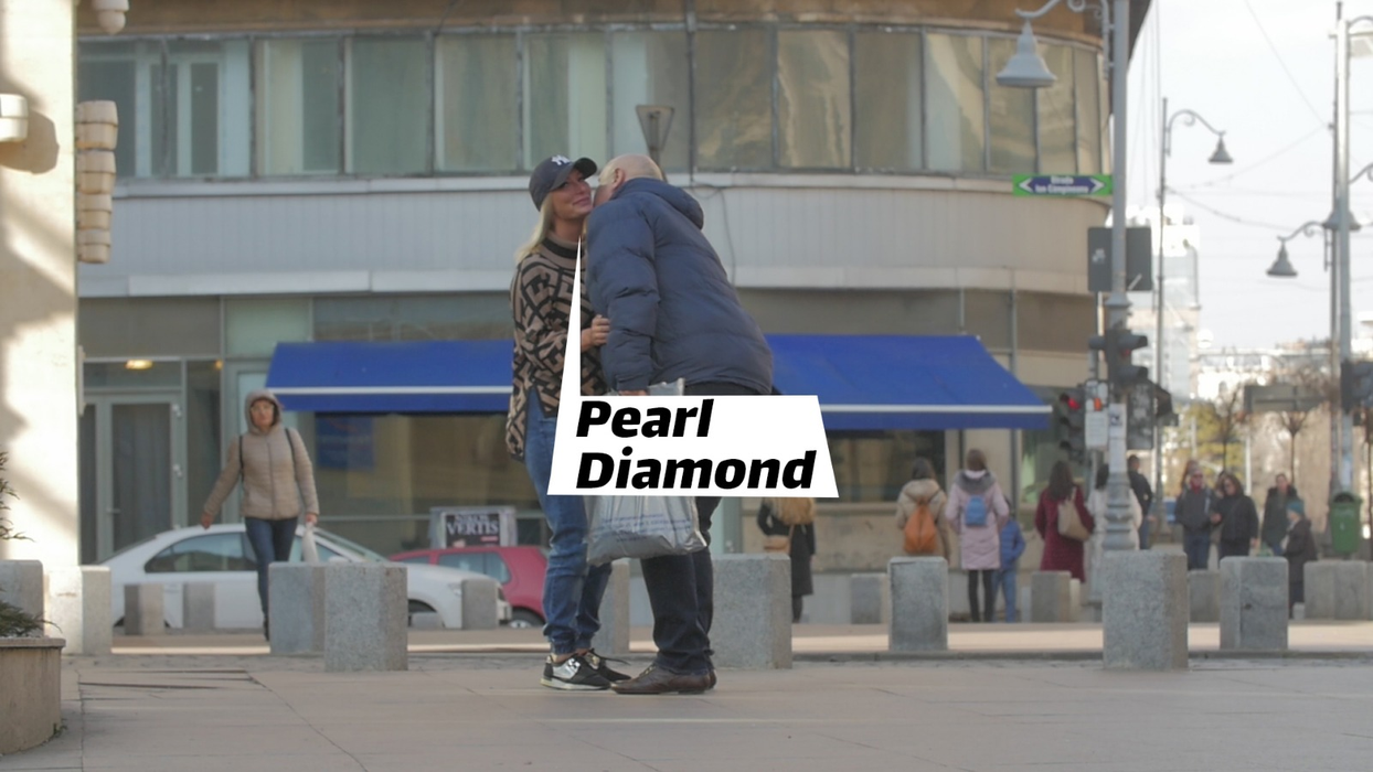 Pearl Diamond, momente uluitoare în București
