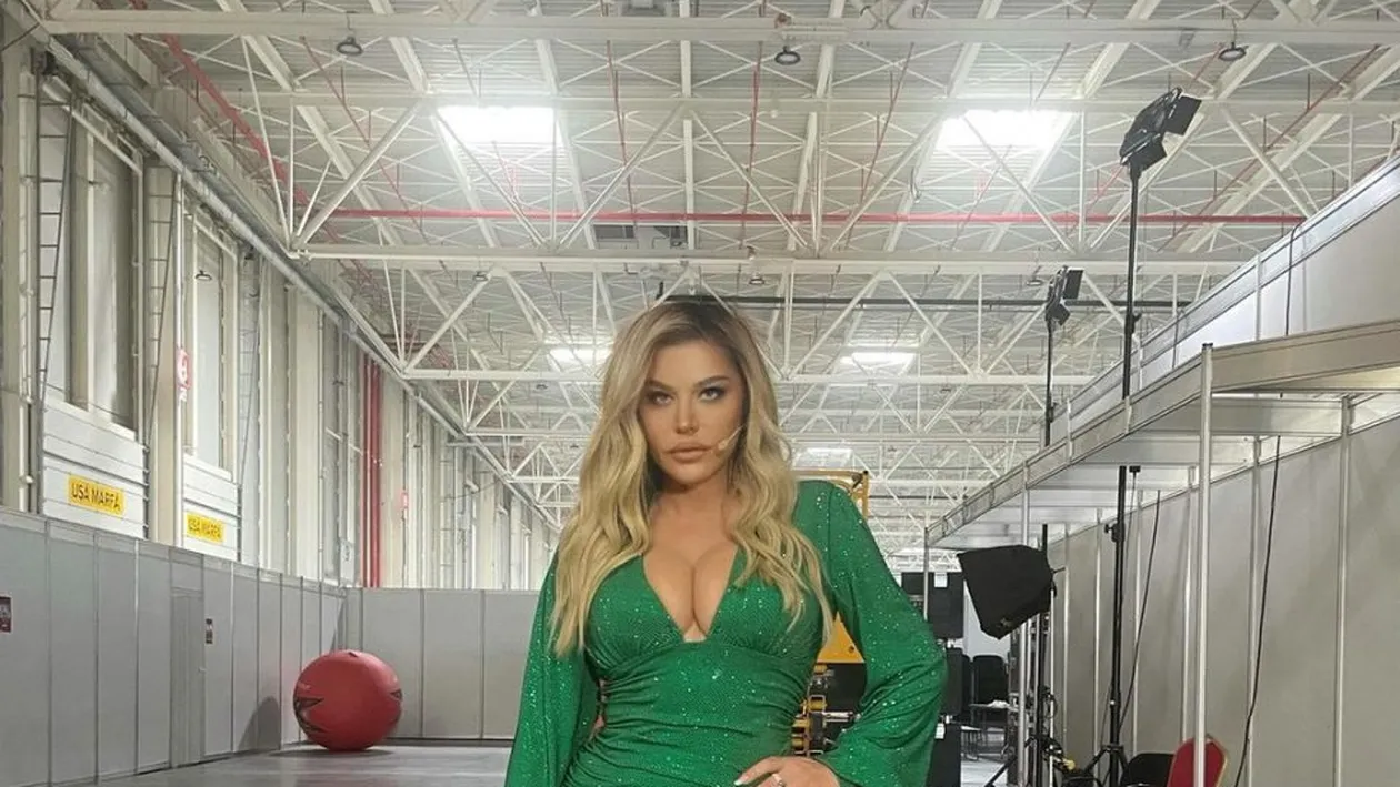 Loredana a comis-o din nou. Detaliul pe care l-au observat fanii