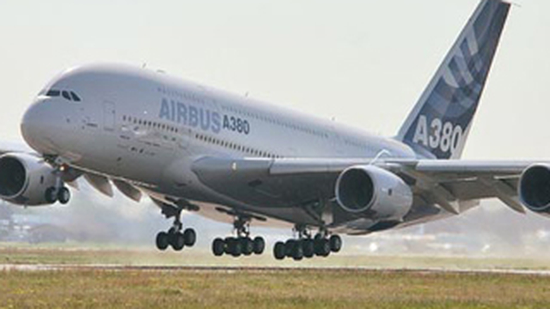 Aterizare de urgenta in Singapore a unui avion Airbus