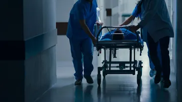 Modificarea stării de alertă care îi face pe șefii spitalelor mai presus de lege. Managerii nu vor mai putea fi dați afară