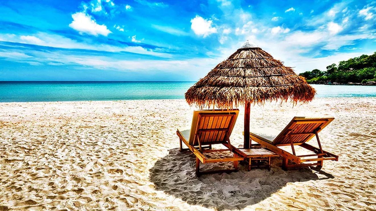 Ireal! Cât a plătit un turist român pentru a închiria un șezlong într-o stațiune din Grecia