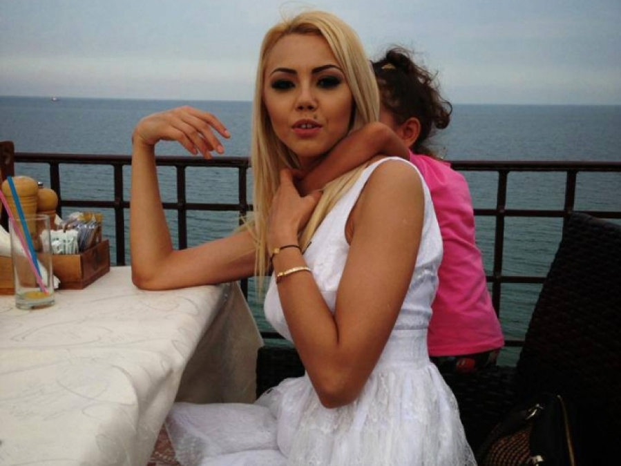 Denisa este nevoită să suporte o procedură dureroasă
