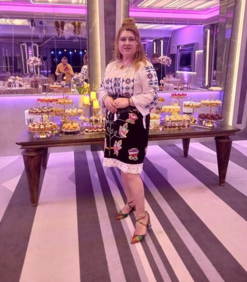 Dezvăluirile tulburătoare ale cunoscutei cântărețe: s-a întâmplat chiar de Înviere! S-a trezit în toiul nopții cu soțul decedat lângă ea!