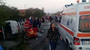 Accident cu 3 mașini în Gorj! Plan roșu de intervenție: 11 victime
