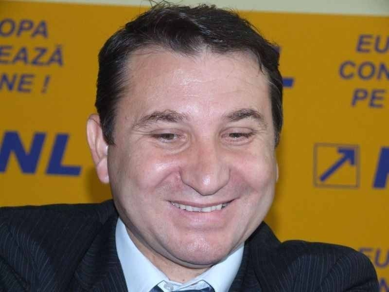 Ex-primarul Bacăului, Romeo Stavarache, trimis 4 ani la închisoare. Decizia e definitivă!