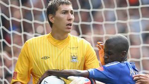 ROMANIA-GRECIA LIVE: Costel Pantilimon sare la gatul selectionerului Victor Piturca!