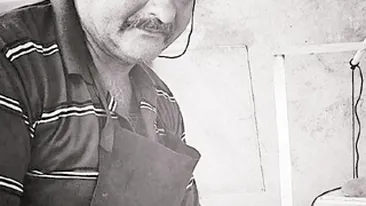 Gheorghe Bloj, din Nucsoara, Arges, este creatorul de palose - o meserie pe moarte! Ultimul fierar medieval