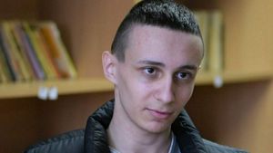 Un fost membru al Legiunii Străine, arestat pentru crimă. Victima ar fi hackerul Cezar Oancea