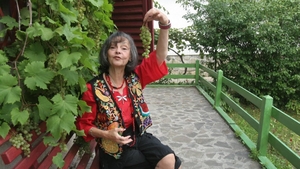 Marina Voica, la volanul unei mașini de ”curse”, la 85 de ani: ”Era să mor acolo”