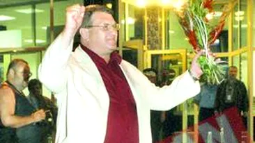 Cine il perie pe Muresan