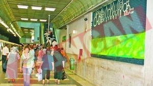 Picturi in statia de metrou Piata Victoriei