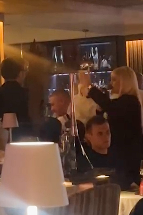 Aniversare cu ștaif la It Cucina! Radu Mazăre Jr. a făcut paranghelie mare + Pescobar nu a lipsit din peisaj