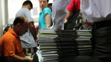 Aproape un milion de pensionari români pot pierde 2.300 lei la pensie. Cine se încadrează