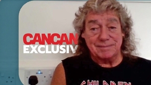 Chitaristul trupei IRON MAIDEN, interviu exclusiv pentru CANCAN.RO! Pentru prima dată în România! ”Sunt sigur că totul va fi fantastic în România” ”Soția nu poate veni cu mine”