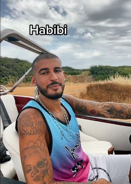 Are 4 milioane de urmăritori, după replica virală: ”Habibi, hai în Dubai!”. Faimosul Andreas se mută în România