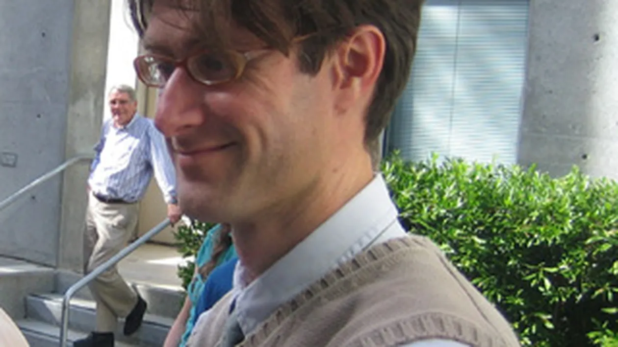 Pamantul costa 5 milioane de miliarde de dolari