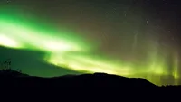 Aurora Boreală, fenomen unic pe cerul României. În ce condiții poate fi văzută