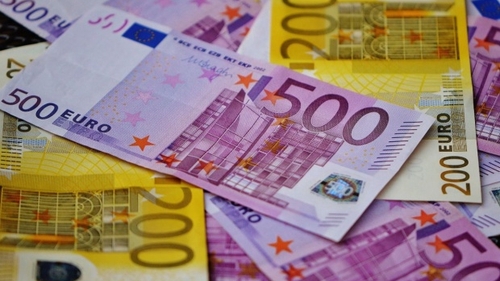 Curs valutar 4 iunie 2019. Românii au parte de o surpriză. Cât costă azi 1 euro