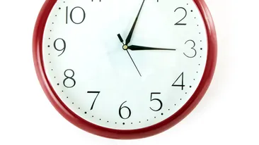 ATENTIE! In aceasta noapte se trece la ora de vara! Ora 03:00 devine ora 04:00