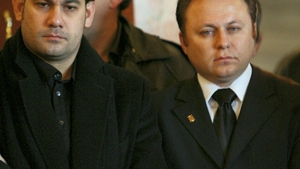 Războiul pe avere se reaprinde între băieţii lui Ion Dolănescu! Dragoş nu mai vrea casele cântăreţului şi ”vânează” altceva: ”Cel mai mult mă interesează...”