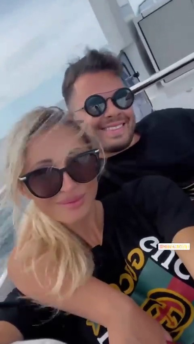 Mihnea și iubita lui, în vacanță, în Maldive