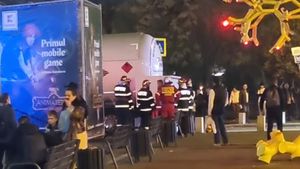 Accident cumplit în zona Lujerului din București. Un pieton a murit strivit de o cisternă VIDEO