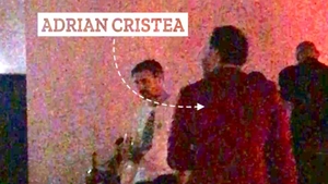„Prințul” Adrian Cristea, surprins dansând singur în club până la 5 dimineața! În spatele lui, un prieten avea parte de „acțiune” cu o blondă sexy VIDEO EXCLUSIV