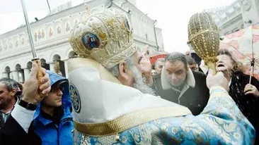 CANCAN.ro a aflat! Care este adevarul ascuns in urma scandalului dintre Biserica Romana si Ziua Nationala a Romaniei