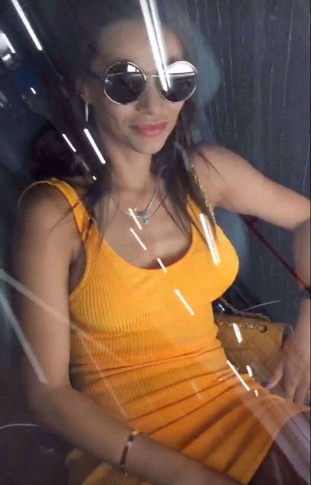Oana Marica este indecisă cu care bărbat să rămână