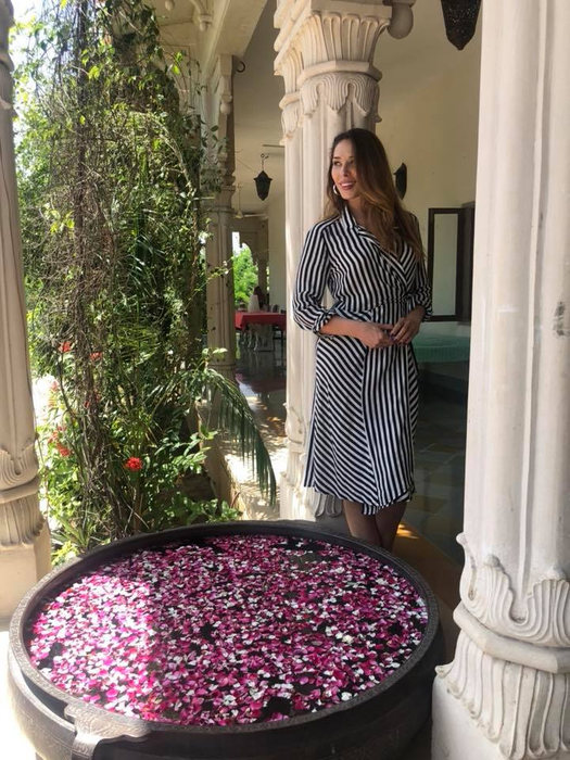 Salman Khan o ajută pe Iulia Vântur în cariera ei din India. Gestul făcut de celebrul actor pentru iubita lui româncă