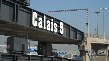 O româncă s-a sinucis în Franţa! S-a aruncat de pe feribot