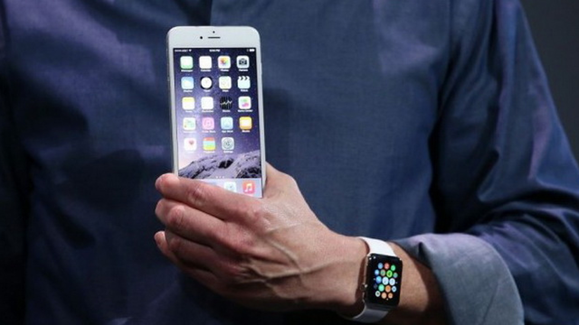 S-a aflat SECRETUL din spatele reclamelor Apple! Ce apare pe ecranul fiecarui iPhone