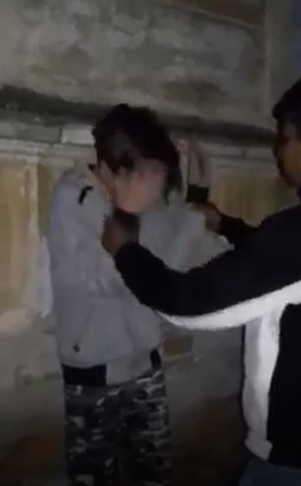 Copilul a fost bătut cu bestialitate și filmat de agresorii săi