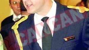 Radu Duda le-a cerut pustoaicelor din Alba adresele de Hi5