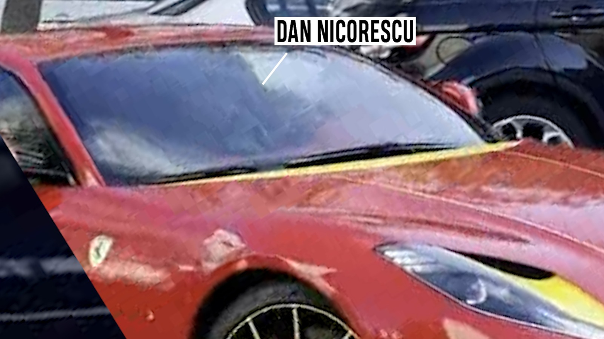 Dan Nicorescu la volanul superbului Ferrari Superfast 812
