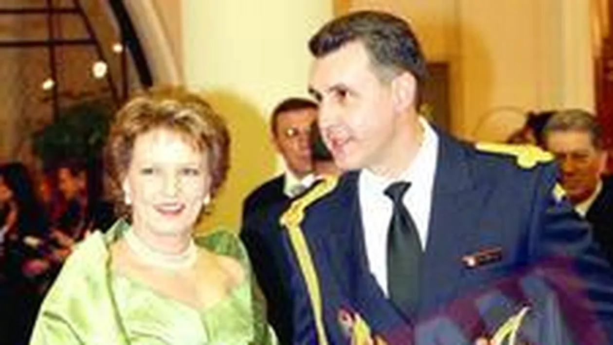 S-au ciocnit autocarele cu invitatii principesei Margareta