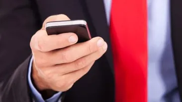 ASA CEVA nu s-a mai intamplat niciodata in Romania! Telefoanele celor mai influenti oameni BRUIATE si CONFISCATE!