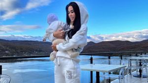 Au apărut imaginile cu fiica Danielei Crudu! A arătat pentru prima oară chipul micuței Daiana Maria. „În vizită”