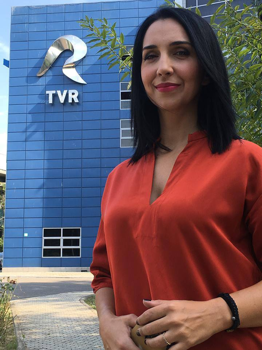 Despărţire bombă la început de an! Emma Zeicescu se separă de iubitul ei, cu care are un copil