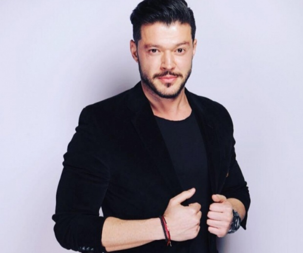 Victor Slav ar fi obsedat de modul în care arată sprâncenele sale